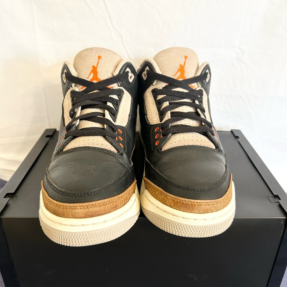 Jordan 3 Retro Desert Elephant size 10 CT8532-008 2022 PRE-OWNED - Picture 8 of 9